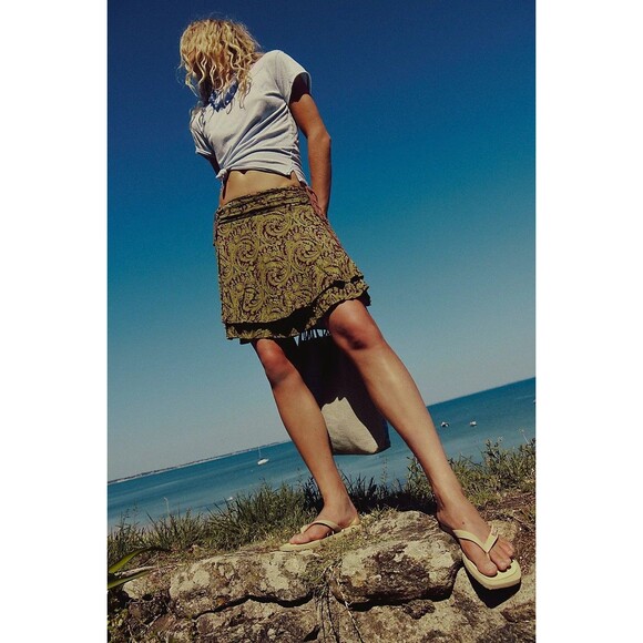 Free People free-est Scarlett Printed Skort Short Floral Print Smocked S 283985 - Picture 2 of 9